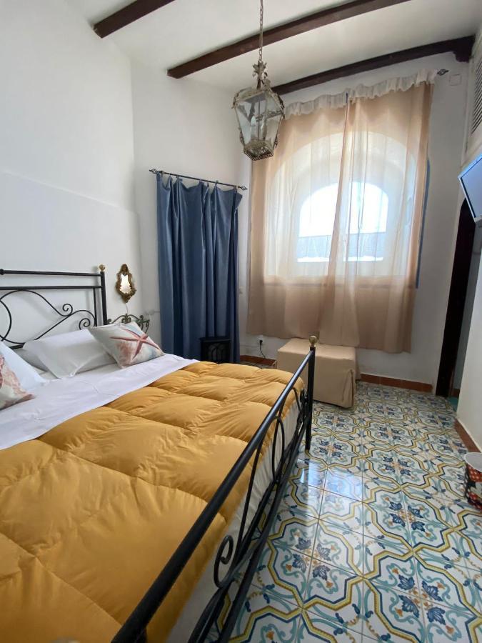 Casa Barbara Bed & Breakfast อามาลฟี ภายนอก รูปภาพ