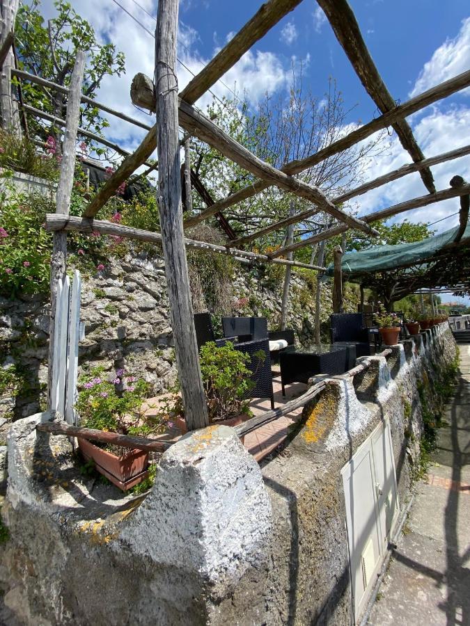 Casa Barbara Bed & Breakfast อามาลฟี ภายนอก รูปภาพ